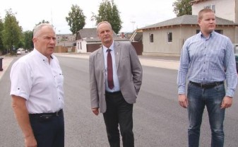Заместитель председателя Думы Янис Дукшинский вместе со специалистами УКХ осмотрели 3 городских объекта (ВИДЕО)