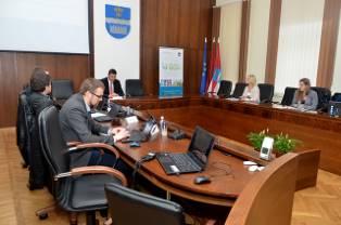 Daugavpils Domē notika forums, kurā runāja par enerģijas patēriņa samazināšanas iespējām
