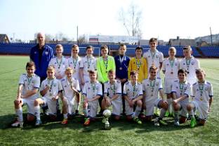 Ar fināla uzvaru pār Vitebsku BFC uzvar 2004. gadu grupā Ar fināla uzvaru pār Vitebsku BFC uzvar 2004. gadu grupā