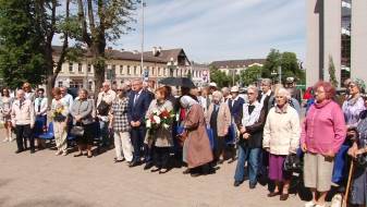 Даугавпилчане почтили память жертв коммунистического геноцида (ВИДЕО)