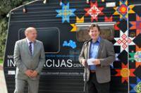 Ar izstādes atklāšanu Daugavpilī turpinās imigrantu integrācijai veltīts pasākumu cikls reģionos