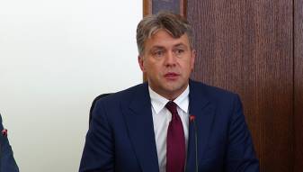 Омбудсмен Латвии Юрис Янсон высоко оценил поддержку приемным семьям со стороны думы Даугавпилса