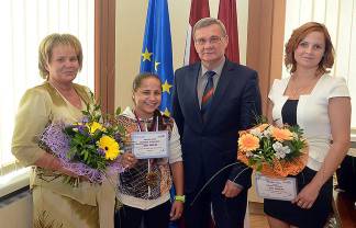 Руководство   города поздравило  Екатерину Ермаленок с победой
