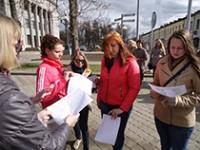 Jaunie kulturologi demonstrē orientēšanās prasmes Daugavpils kultūrvidē