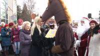Парадом масок отметил Даугавпилс второй день Рождества (ВИДЕО)