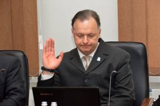 Николай Игнатьев приступил к выполнению обязанностей депутата Даугавпилсской думы