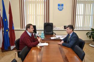 Nevalstisko organizāciju centra vadītājs Daugavpils Domes vadībai piedāvā ciešāku sadarbību