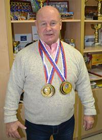 Valērijs Petrovs iegūst 2 zelta medaļas Pasaules kausā