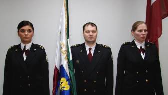 Полиция самоуправления Даугавпилса отметила 22-ю годовщину (ВИДЕО)