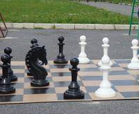 Daugavpils Ledus hallē iespēja spēlēt „lielo šahu”!
