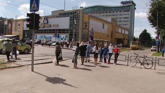 Комитет городского хозяйства Даугавпилсской думы активно включается в работу по улучшению дорожной инфраструктуры (ВИДЕО)