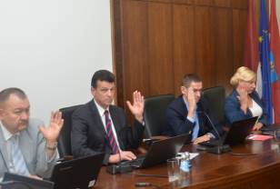 Депутаты Думы освободили В. Гудаковского от должности начальника Полиции самоуправления