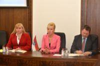 Pašvaldība kopā ar dažādu iestāžu pārstāvjiem vērtē izstrādāto Daugavpils Attīstības programmu Pašvaldība kopā ar dažādu iestāžu pārstāvjiem vērtē izstrādāto Daugavpils Attīstības programmu