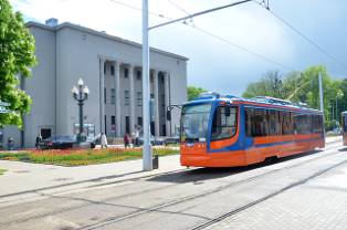 Par izmaiņām autobusu un tramvaju kustības grafikā Līgo svētku norises laikā