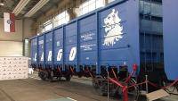 На базе Даугавпилсского предприятия изготовлены первые в Латвии грузовые вагоны (ВИДЕО)
