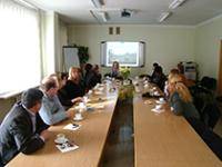 Viļņas dzelzceļa tehniskās skolas pārstāvji apmeklē Daugavpils pilsētas Izglītības pārvaldi