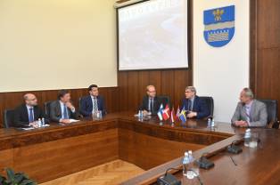 Ziemeļvalstu vēstnieki Daugavpils Domē apsprieda tālākās sadarbības iespējas Ziemeļvalstu vēstnieki Daugavpils Domē apsprieda tālākās sadarbības iespējas